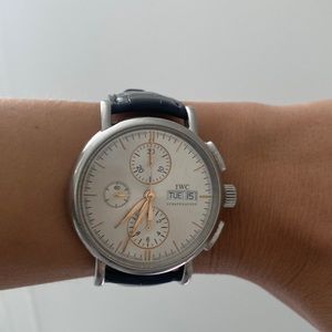 IWC PORTOFINO WATCH 39mm. Stainless steel case. Golden hands. White face.